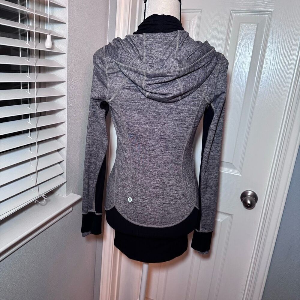 Lululemon Daily Practice Jacket - Picture 8 of 11